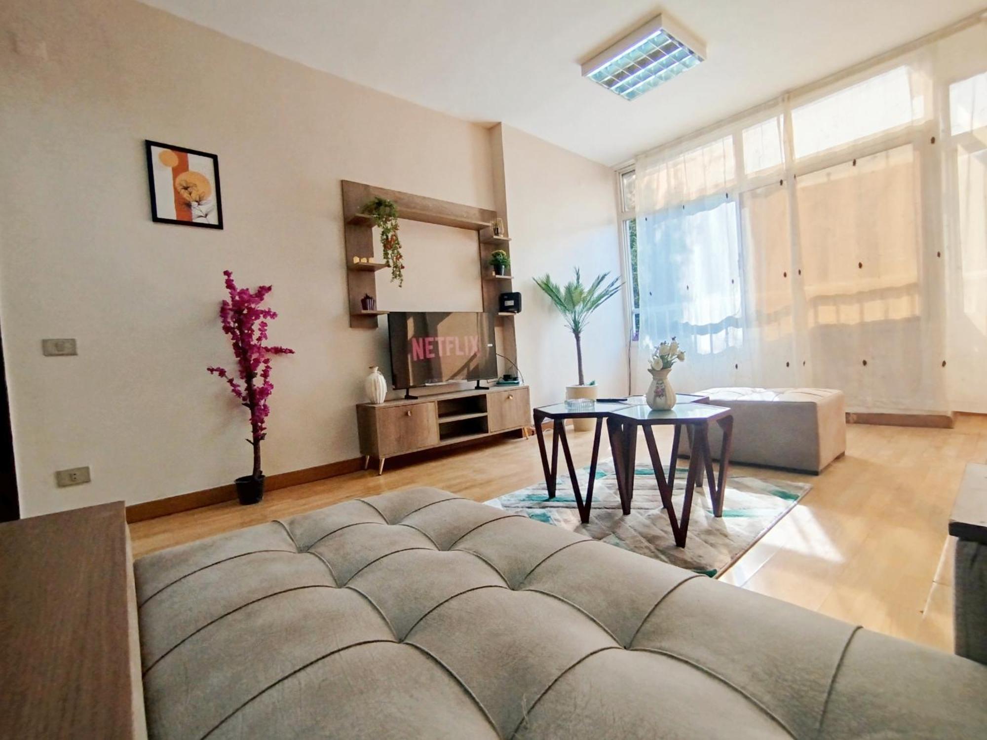 Garden City Apartment In Downtown 카이로 외부 사진